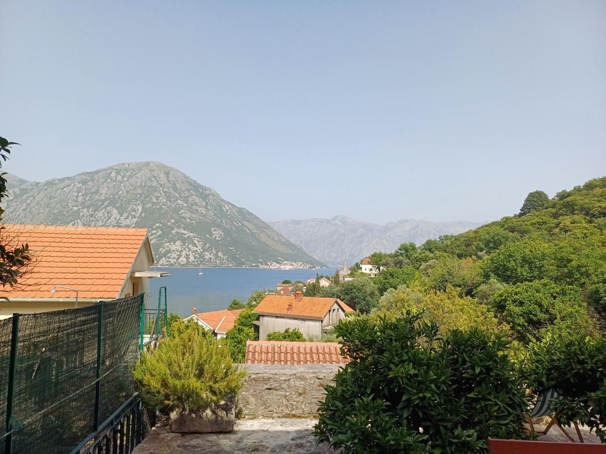 Guest House Maza Kotor Exteriér fotografie