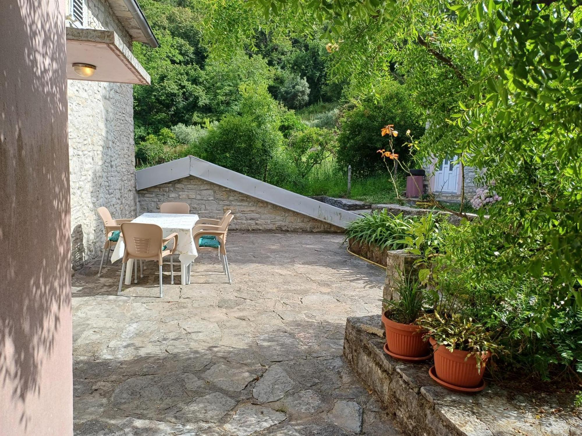 Guest House Maza Kotor Exteriér fotografie