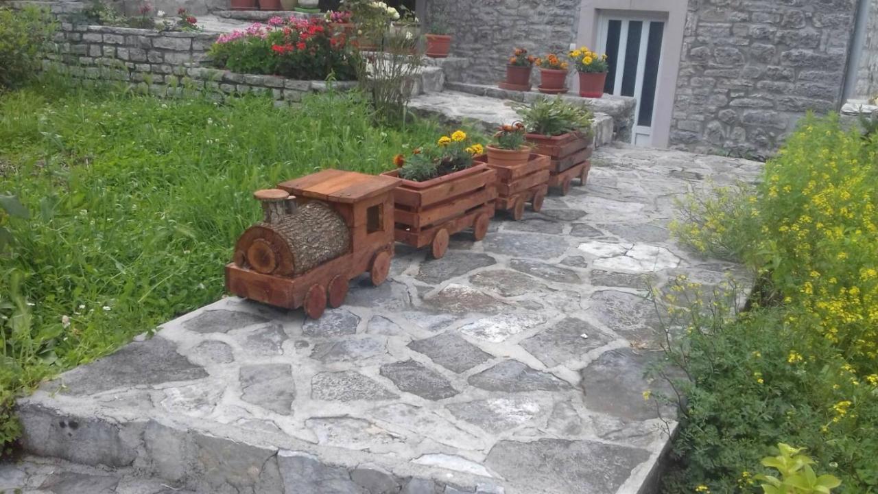 Guest House Maza Kotor Exteriér fotografie
