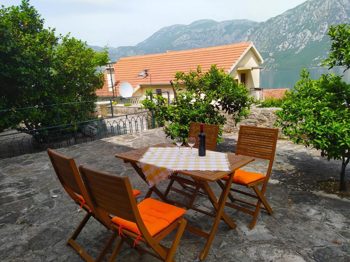 Guest House Maza Kotor Exteriér fotografie